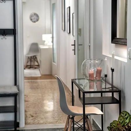 Lux Near Acropolis! In The Heart Of Apartment Athens